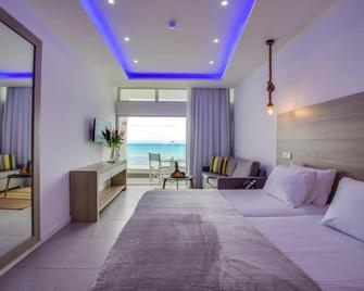 Island Boutique Hotel - Lárnaca