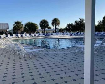 Entire House Prime Location 3 Bedroom Villages Home near Brownwood - The Villages - Pool