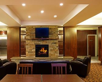 Holiday Inn Express & Suites Drayton Valley By IHG - Drayton Valley - Edificio