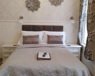 Sunflower Lodge - Bridlington - Bedroom