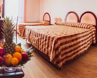 Balletti Palace Hotel - Viterbo - Bedroom