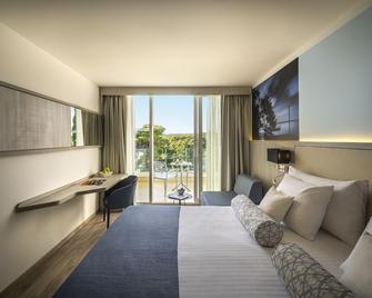 Valamar Carolina Hotel & Villas - Rab - Sypialnia