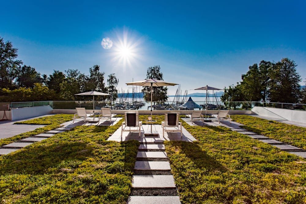 Yachthotel Chiemsee Gmbh - Prien am Chiemsee