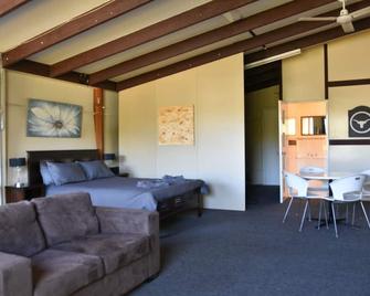 The Studio - Middlemount - Habitación