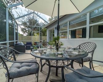 Elegant 5br West Palm Beach Home Near Beach - West Palm Beach - Pati