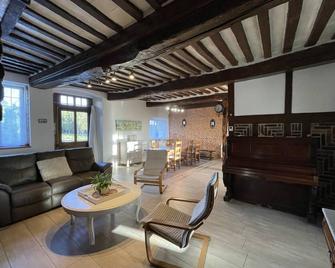 House Year-round heated private indoor pool with SPA - Saint-Martin-l’Hortier - Sala de estar