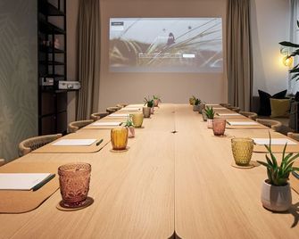 Cocoon Salzburg - Salzburg - Meeting room