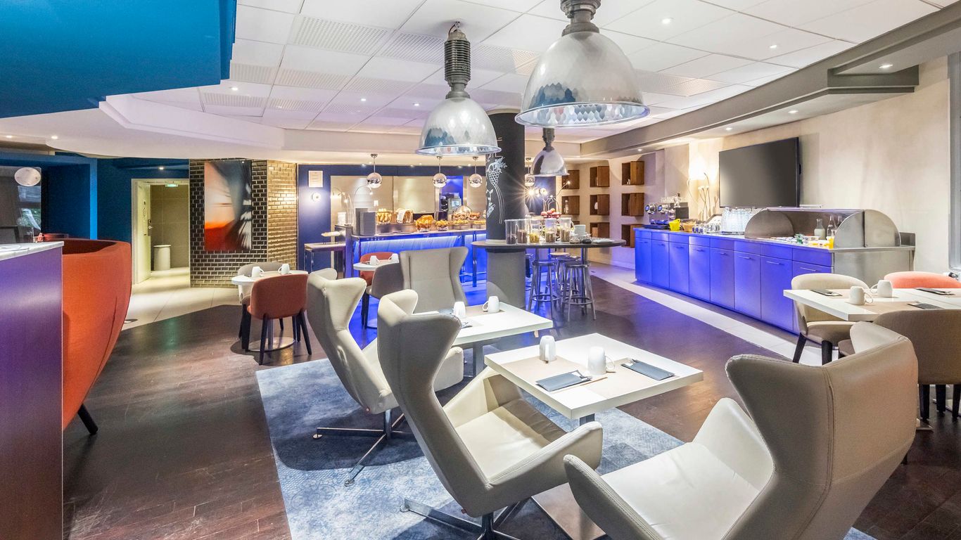 Hotel Mercure Paris Massy Gare Tgv