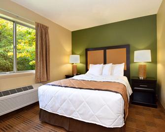 Extended Stay America Suites - Dallas - Plano Parkway - Medical Center - Plano - Bedroom
