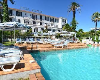 Hotel Des Mimosas - Antibes - Pool