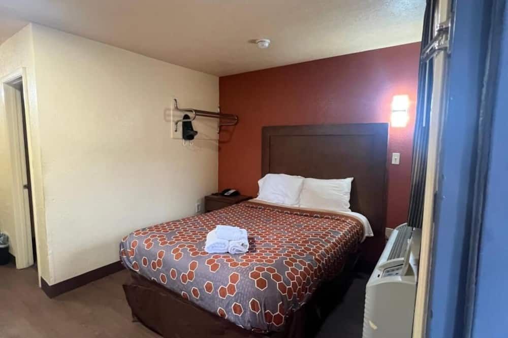 Relax Inn & Suites - New Orleans