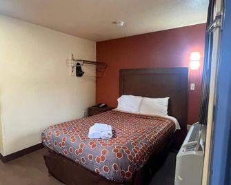 Relax Inn & Suites - New Orleans