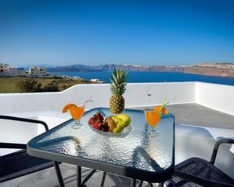 Pancratium Villas & Suites - Akrotiri - Balkón