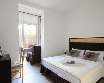 Hostal Balkonis - Barcelona - Bedroom