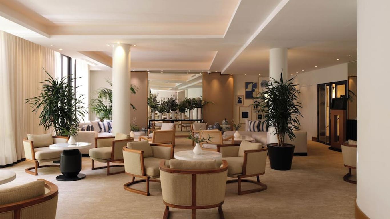 Five Seas by Inwood Hotels