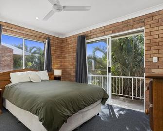 Beach Side Pet Friendly Hideaway - Brisbane - Bedroom