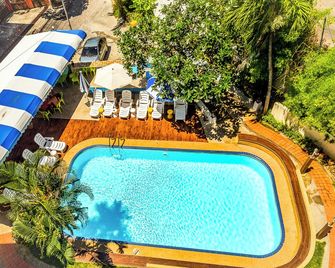 Porterhouse Beach Hotel - Patong - Pool