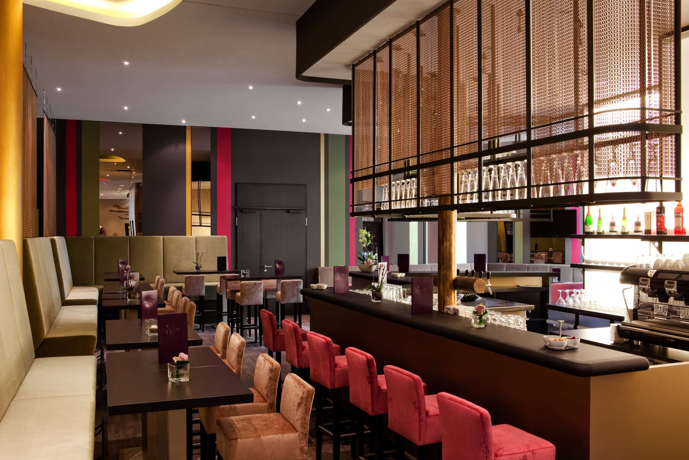 Steigenberger Parkhotel Braunschweig - בראונשווייג - בר