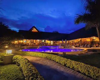 Shearwater's Explorers Village - Victoria Falls - Pool