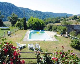 Rural Pool Retreat in the Hills - Retournac - Pool