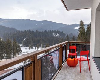 Hotel Belmont - Sinaia - Balcony