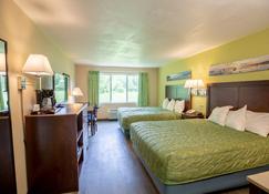 Parkwood Lodge - Fish Creek - Bedroom