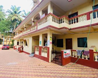 Hotel Rohit Holiday Homes - Arpora - Budova