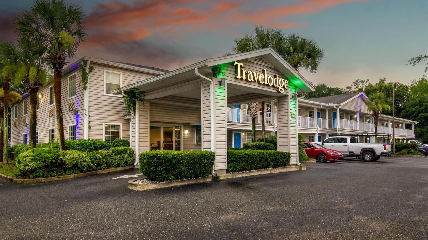 Travelodge Suites by Wyndham MacClenny/I-10