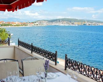 Hotel Val - Seget Donji - Balkon