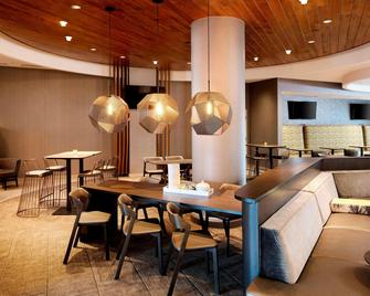 SpringHill Suites by Marriott Indianapolis Downtown - אינדיאנאפוליס - מסעדה