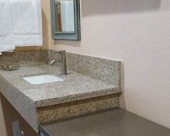 Holly Crest Hotel - Los Angeles, Lax Airport - Inglewood