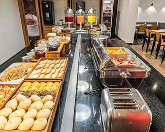 Slim Hotel Campinas - Campinas - Buffet