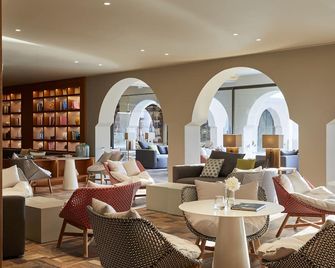 Marbella, Mar-Bella Collection - Агіос Іоанніс Перістеріон