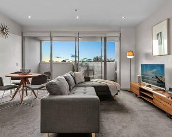 Exclusive Stays - Sxy - Melbourne - Living room
