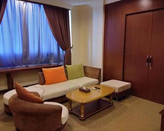 Kingston Hotel Tawau - Tawau - Huiskamer