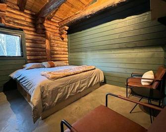 Öbois Charlevoix - L'écurie 2 Studio - Saint-Siméon - Chambre