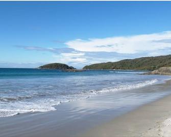 Seaview and Spa at Torbay - Kronkup - Beach