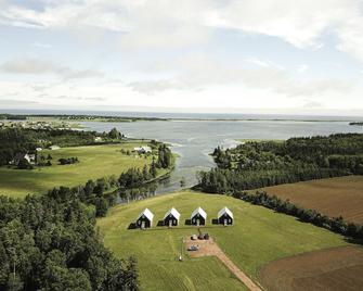 Bay View Country Cottage #2 - Brackley Beach - Outdoor view