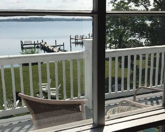 Waterfront Property, Kayaks, Private Dock, Near Town - Saint Michaels - Balcony