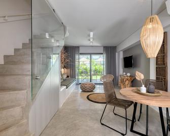 Crystal Waters - ניקיאנה - חדר אוכל