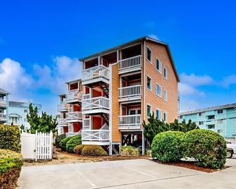 Cozy Carolina Beach Condo - Carolina Beach - Building