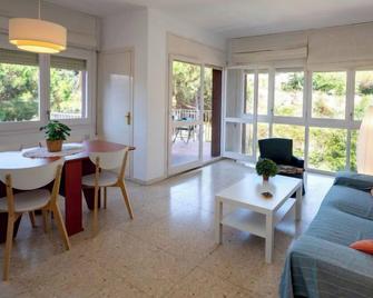 Apartment Els Pins by Interhome - Sant Vicenç de Montalt - Salon