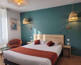 Brit Hotel Des Halles - Concarneau - Schlafzimmer