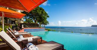 Hilton Guam Resort & Spa - Τάμουνινγκ - Πισίνα