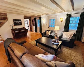 18th Century Historic Working Farm on 12 Acres - Lovettsville - Sala de estar