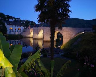 Hôtel La Rivière - Entraygues-sur-Truyère - Outdoor view