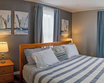 Newly Renovated Acadia Apartment Mple Street - Ellsworth - Schlafzimmer