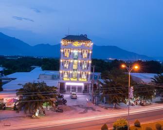 Thoi Binh Hotel - 캄 람 - 건물