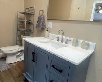 Cozy, and modern front water apartment - Marianna