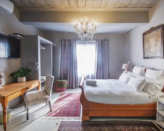 Muckleneuk Manor - Pretoria - Bedroom